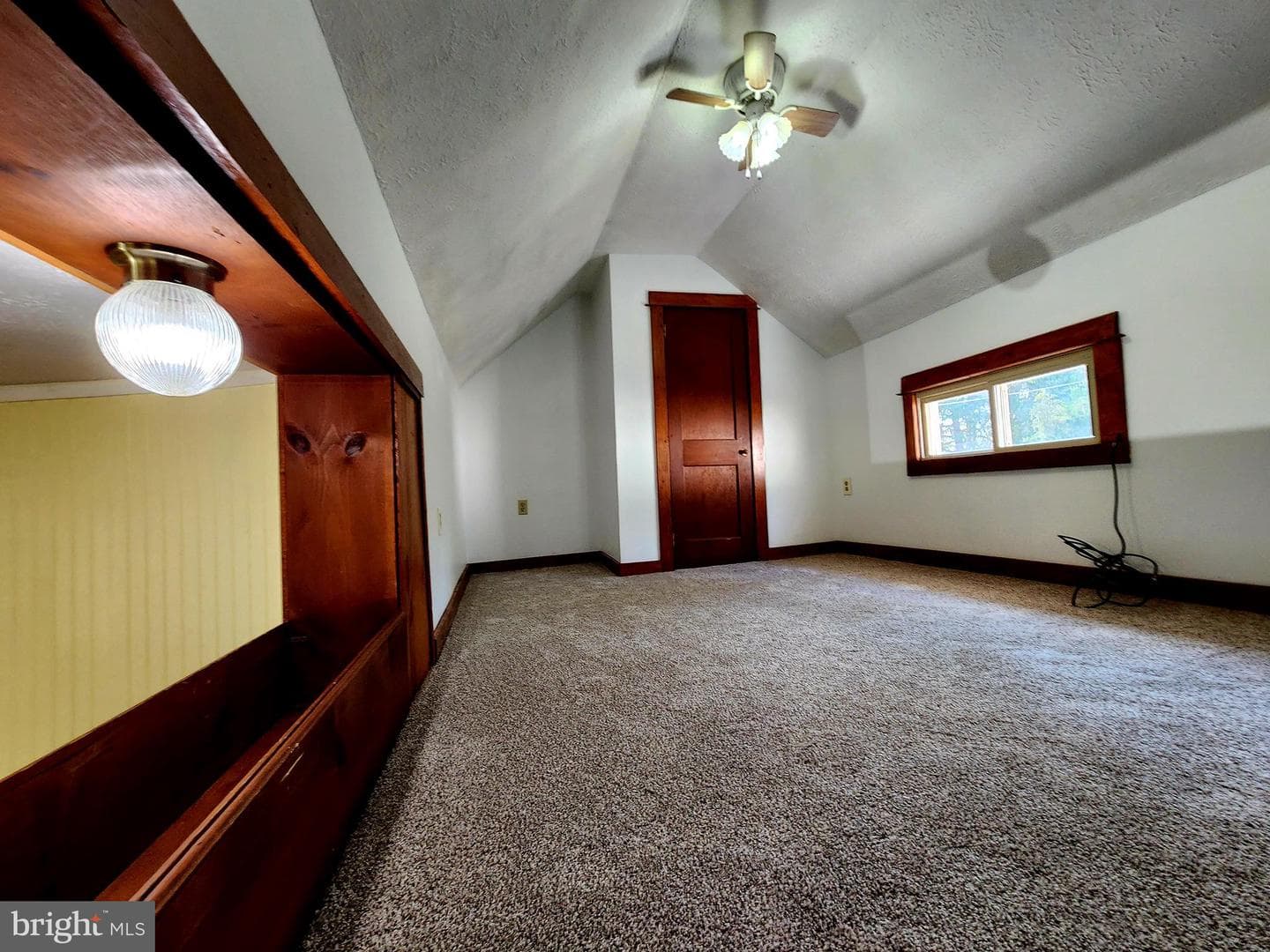 167 Robinson Road photo 30