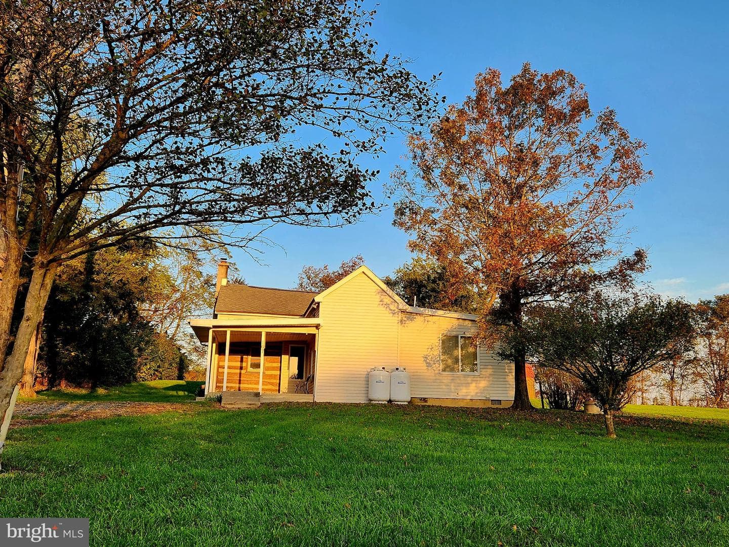 167 Robinson Road photo 4