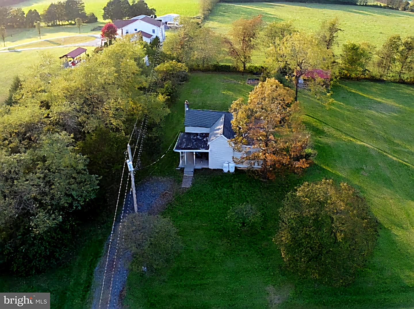 167 Robinson Road photo 40