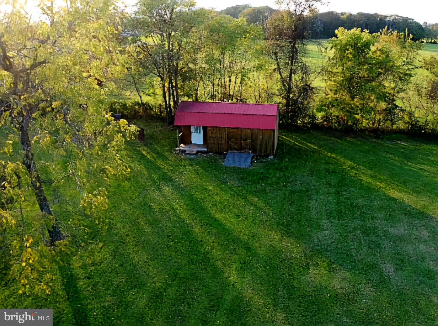 167 Robinson Road photo 50