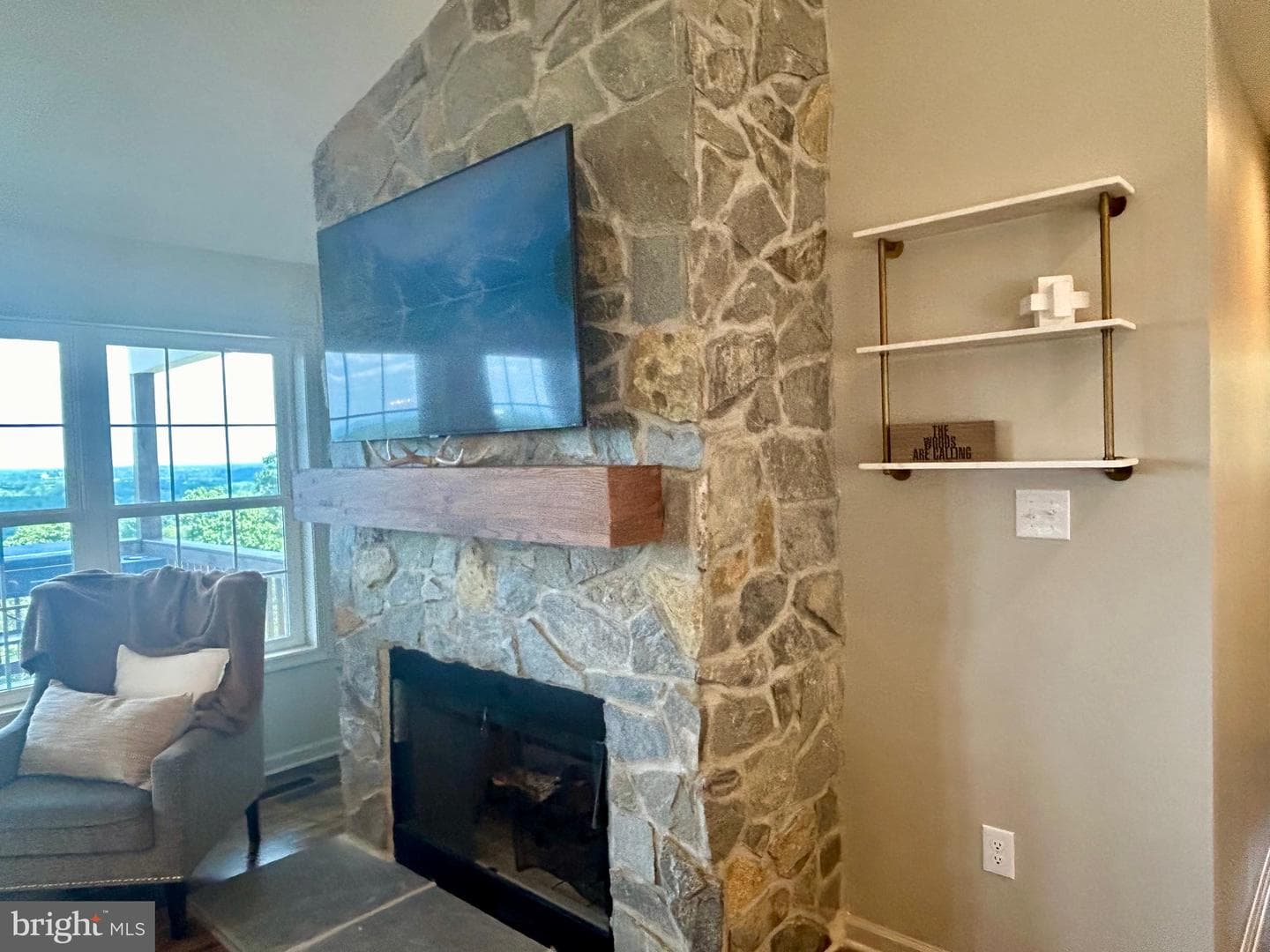 279 Donna Circle photo 18