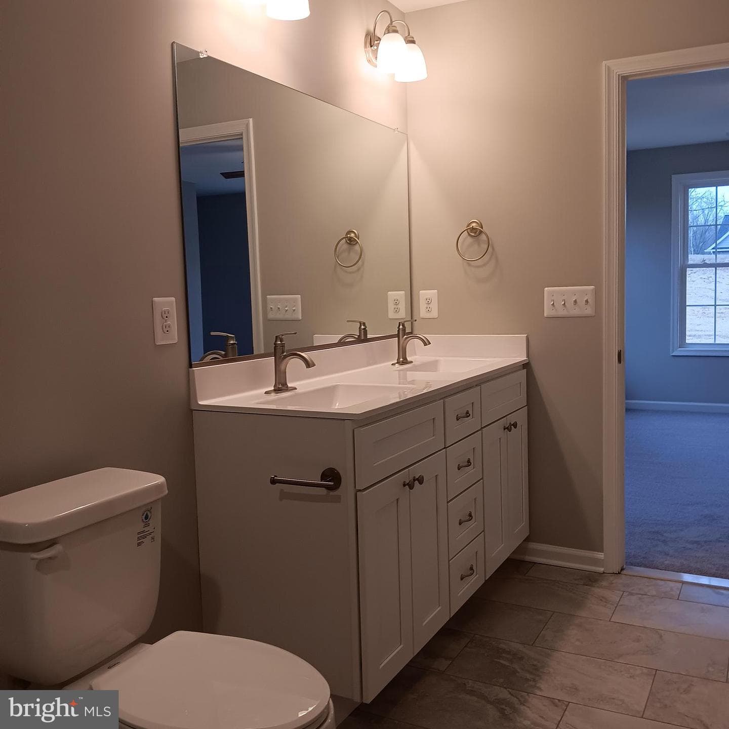 125 Apple Way photo 23