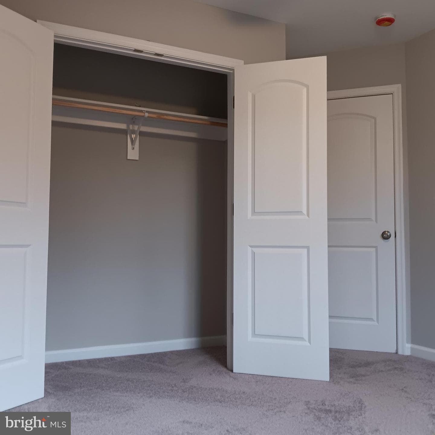 125 Apple Way photo 38