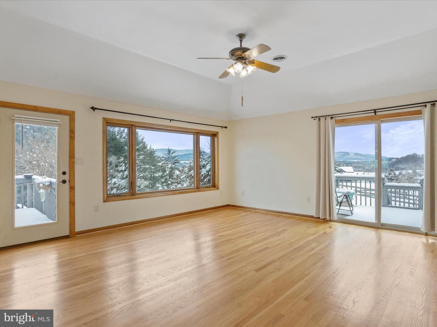 240 Cavalli Court photo 15