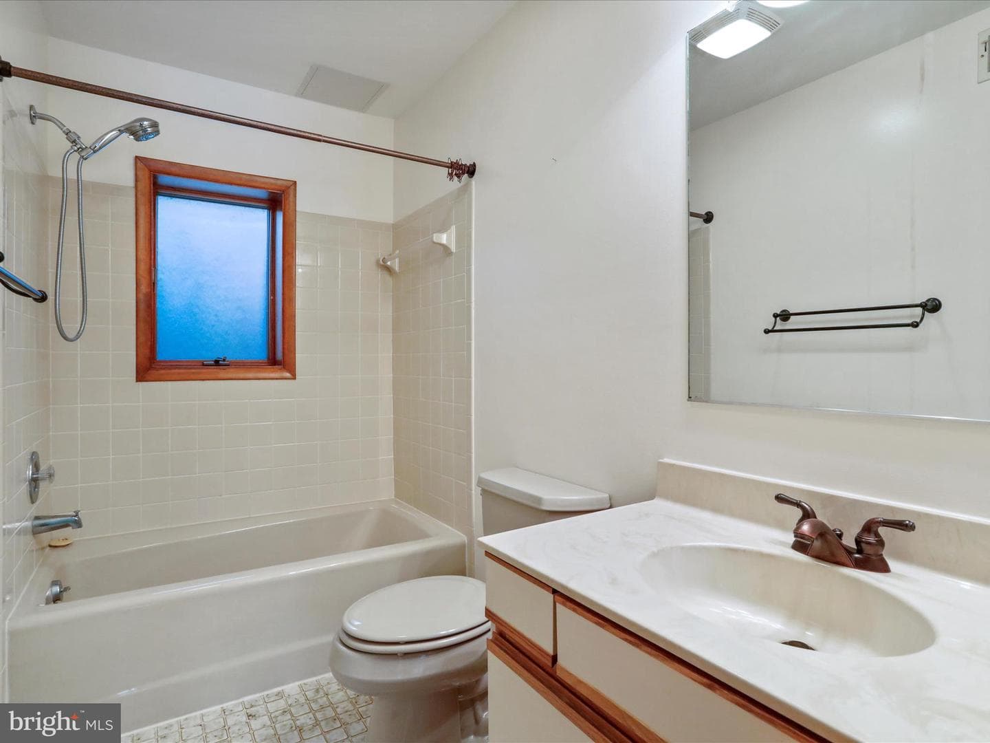 240 Cavalli Court photo 33
