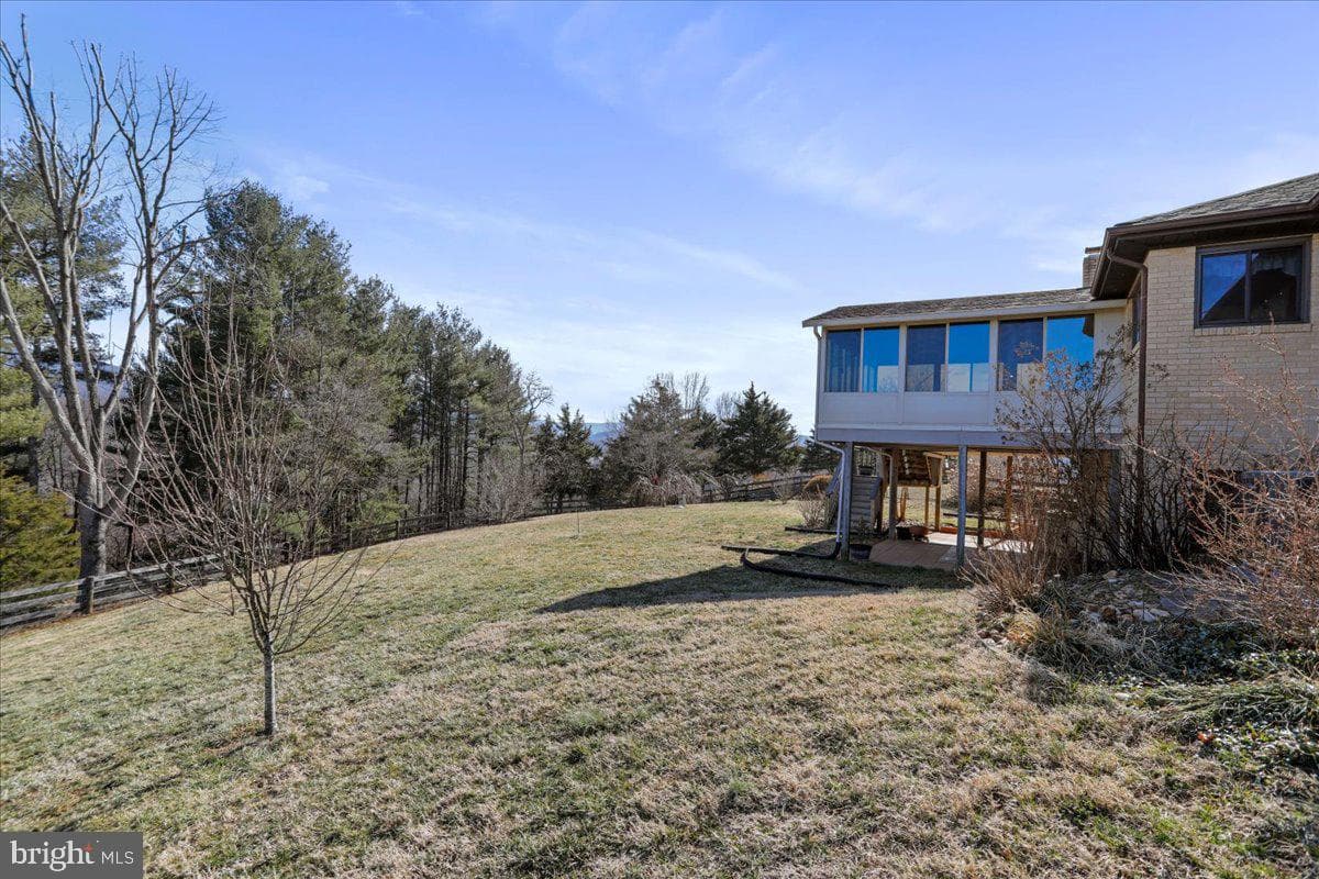 240 Cavalli Court photo 37