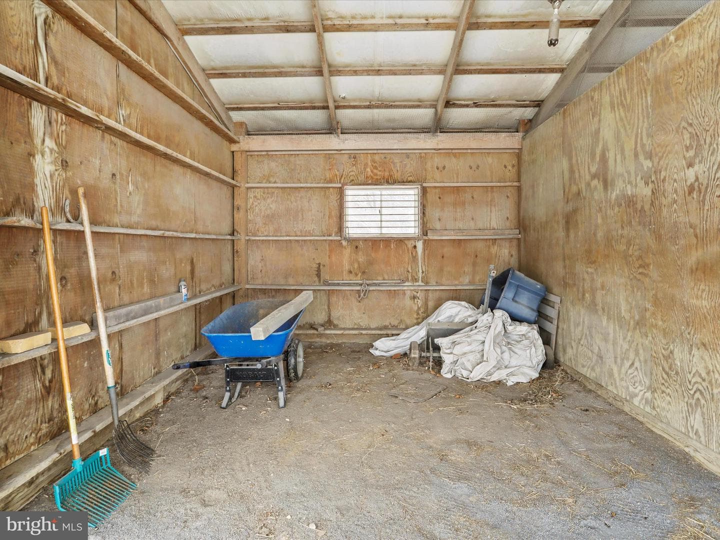240 Cavalli Court photo 42