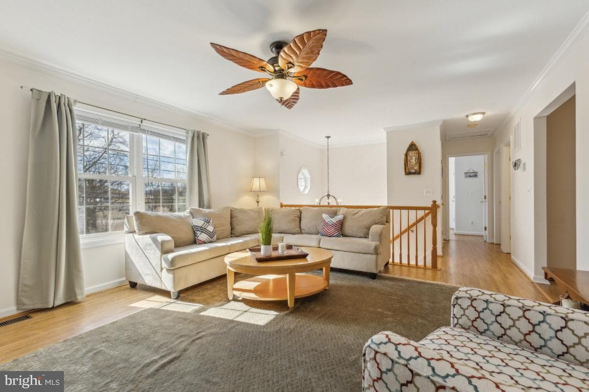 132 Criser Road W photo 3