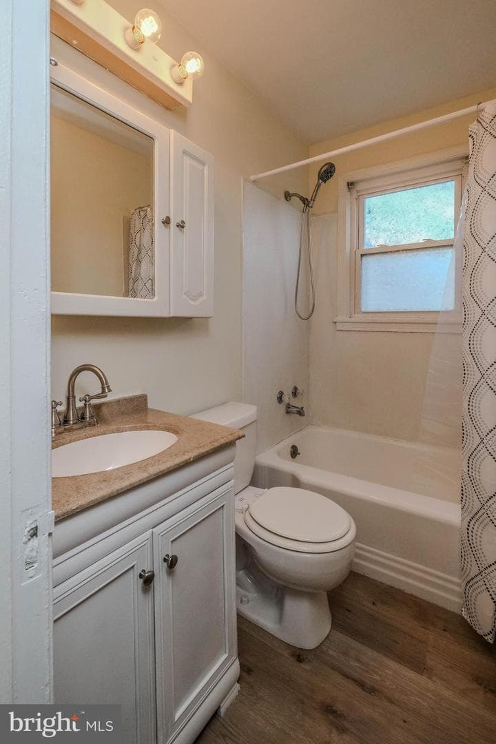 132 W 12th Street photo 13