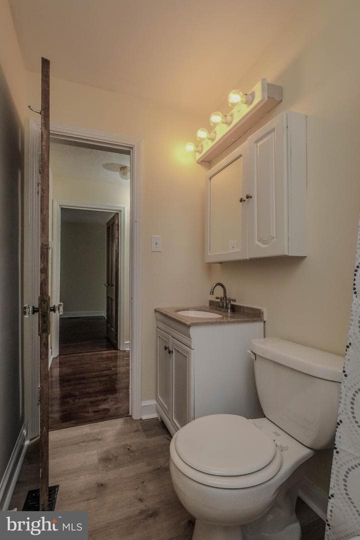 132 W 12th Street photo 14