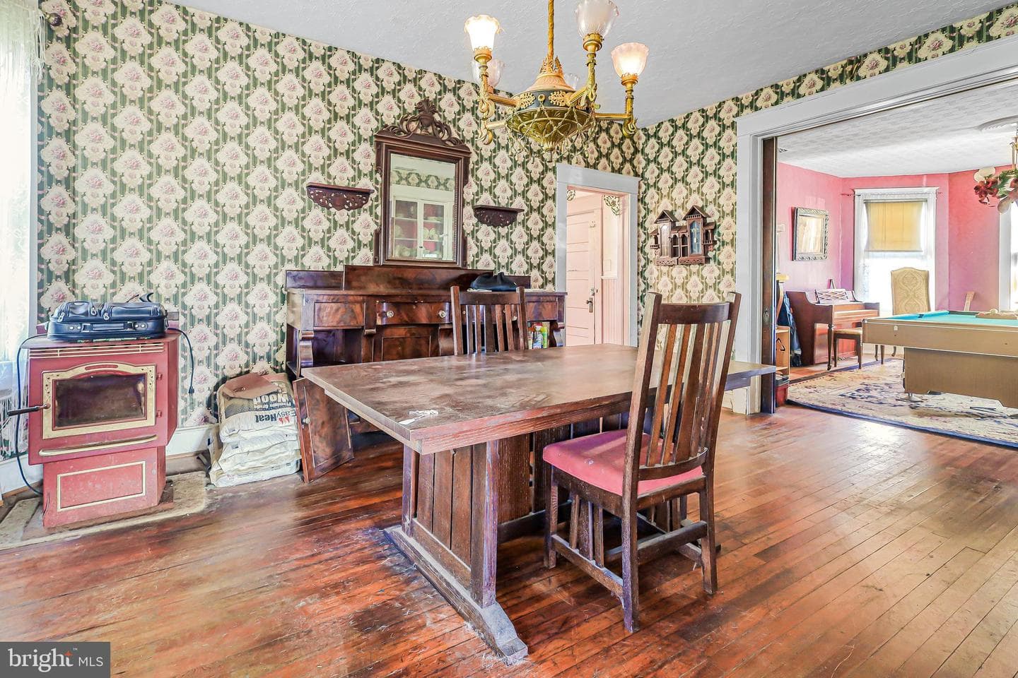 203 Chester Street photo 9