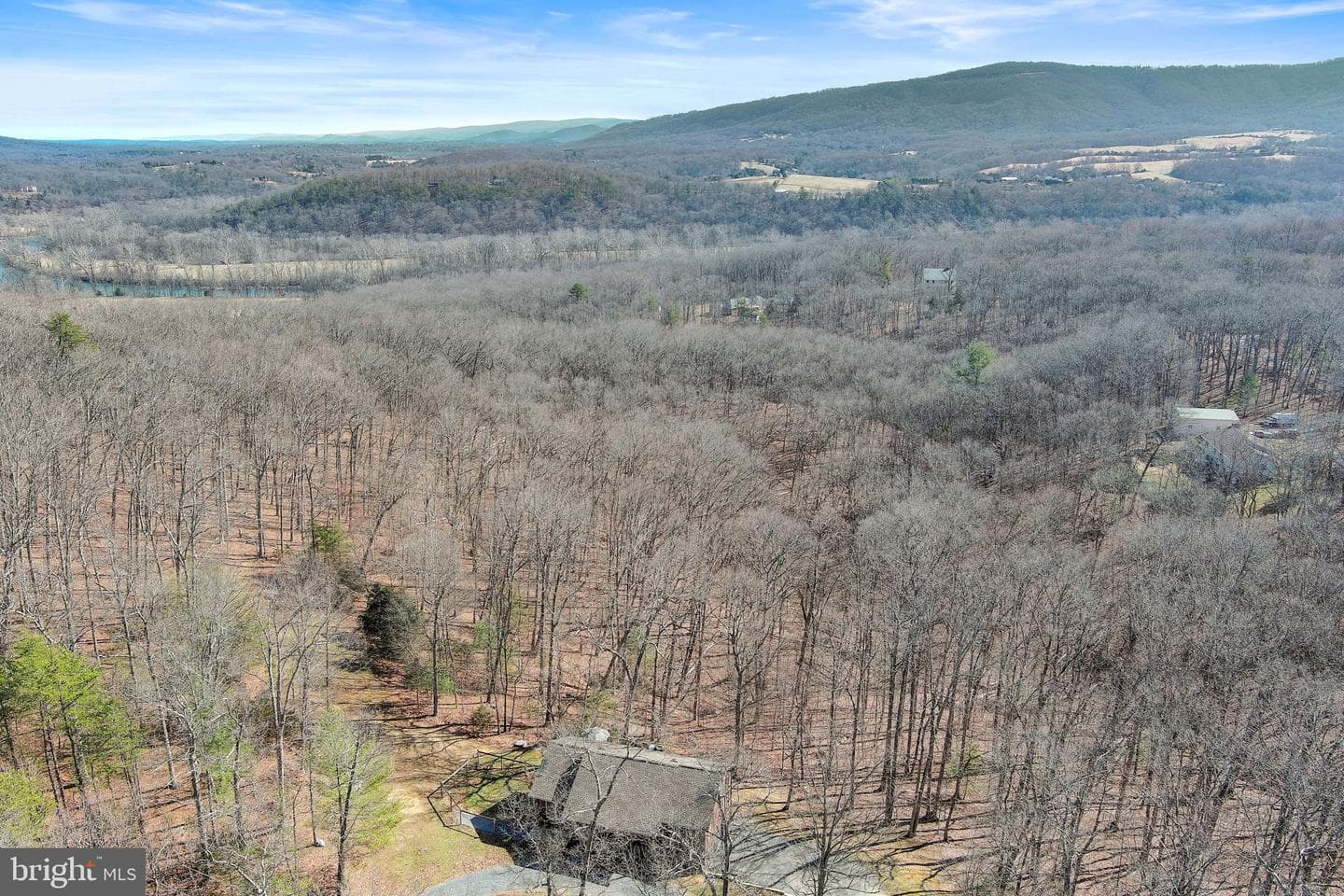 510 Thunder Road photo 29