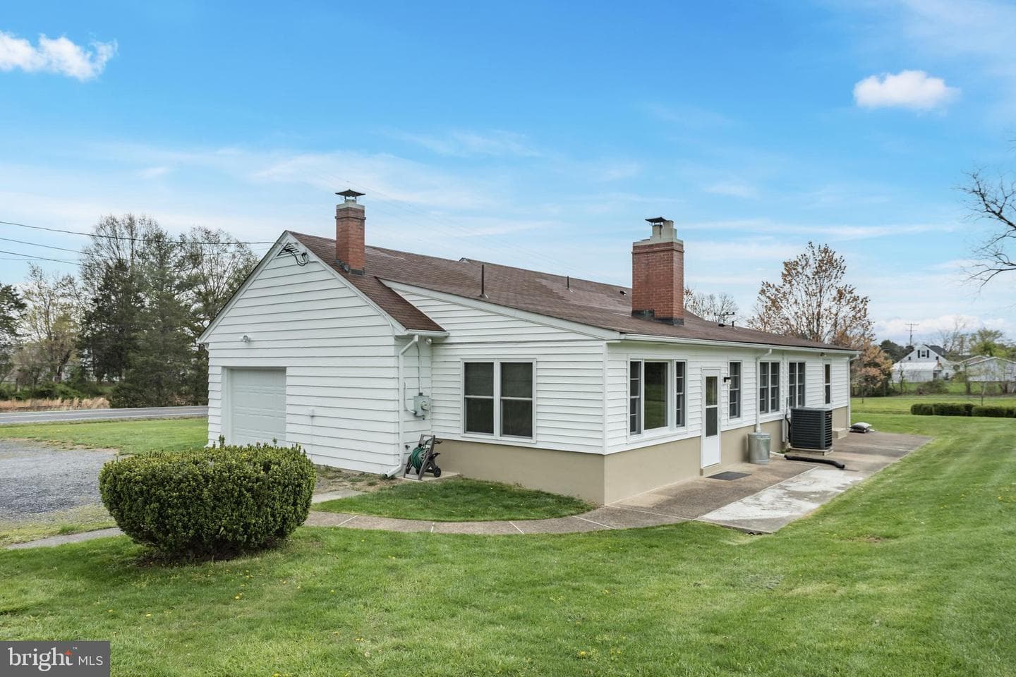 6233 Strasburg Road photo 3