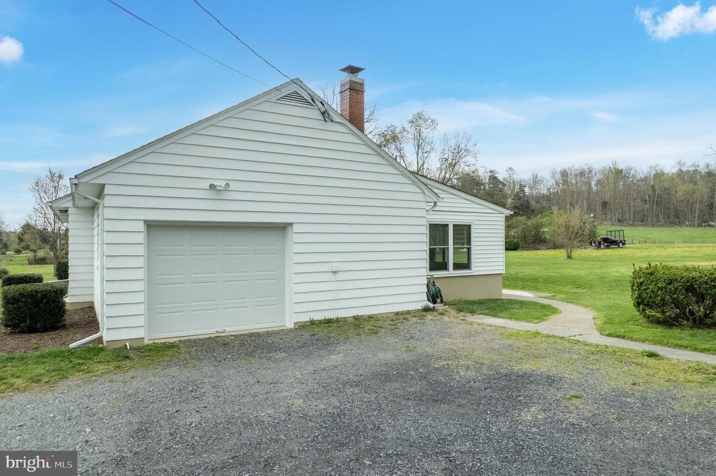 6233 Strasburg Road photo 4