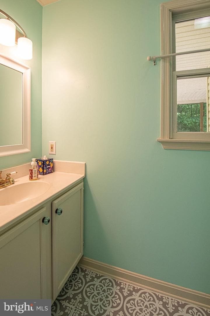 302 Parkside Road photo 17