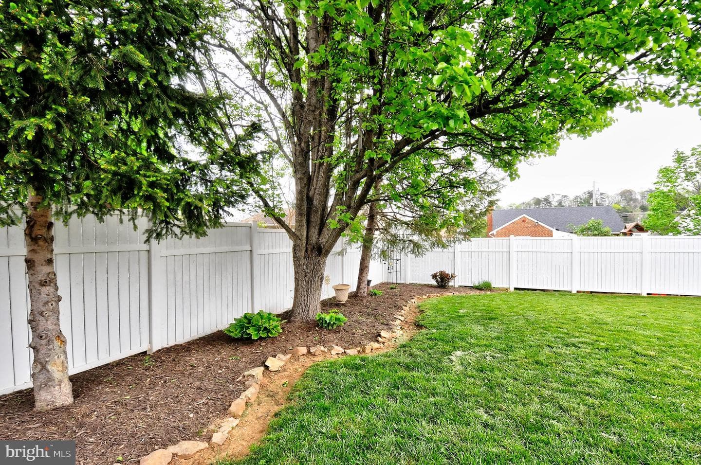 535 Washington Avenue photo 39