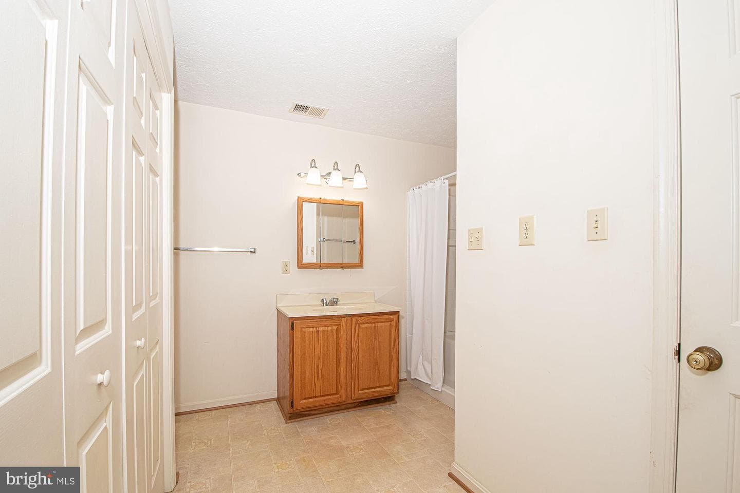 607 Mount View Street photo 22