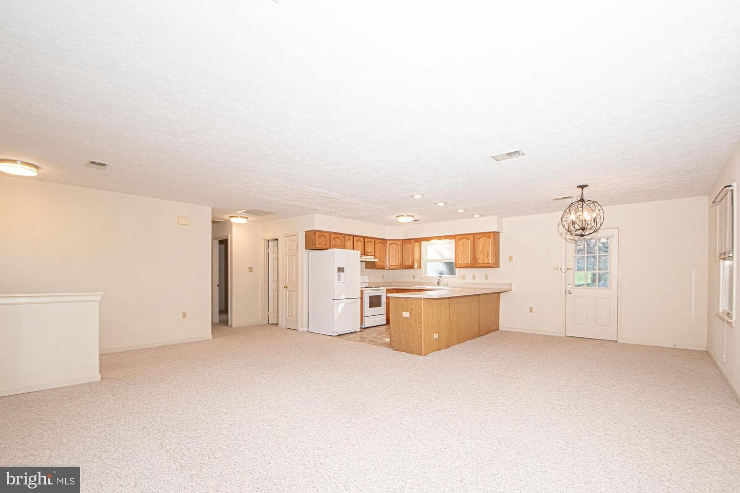 607 Mount View Street photo 7