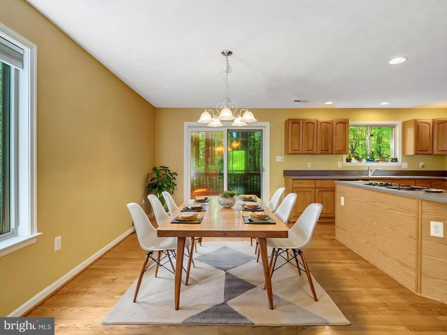 2942 Freezeland Road photo 4