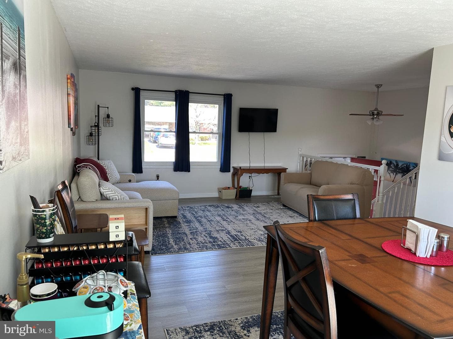 1043 Wine Street photo 22