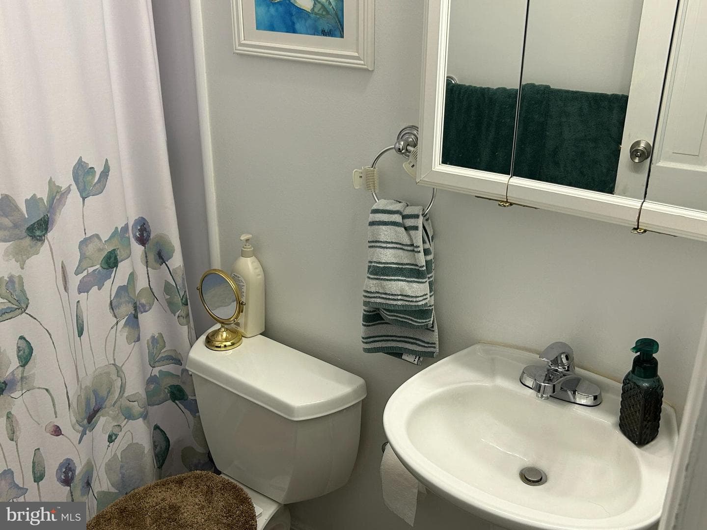 1043 Wine Street photo 40