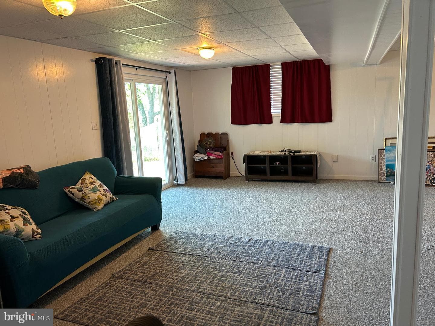 1043 Wine Street photo 43