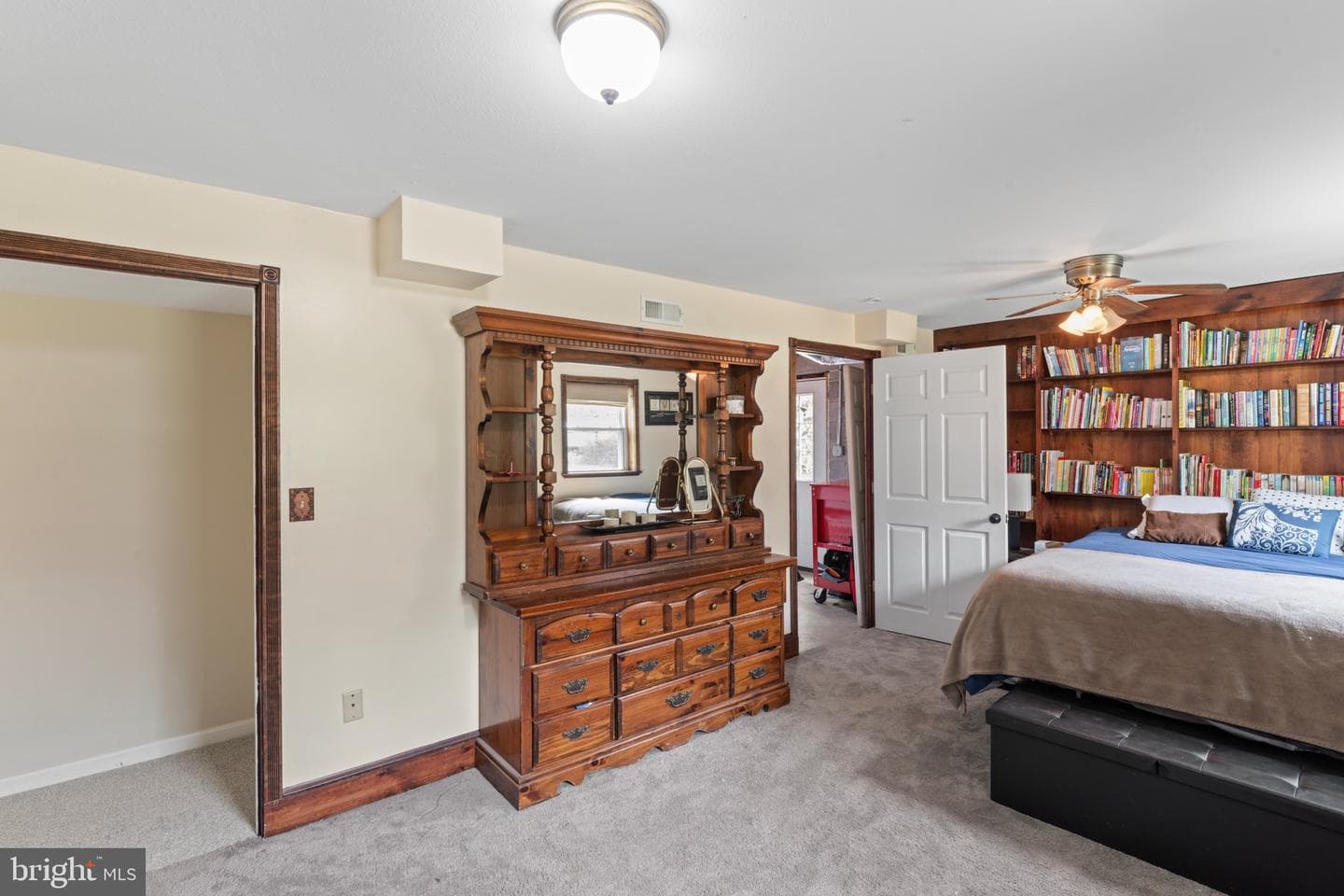 1335 Baron Place photo 30