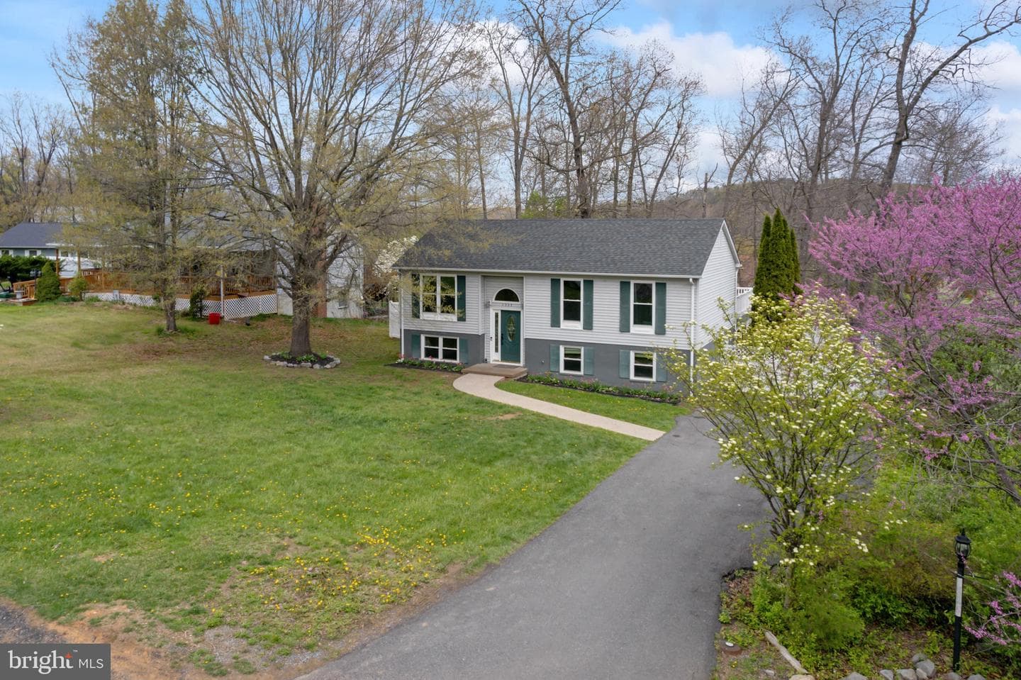 1335 Baron Place photo 36