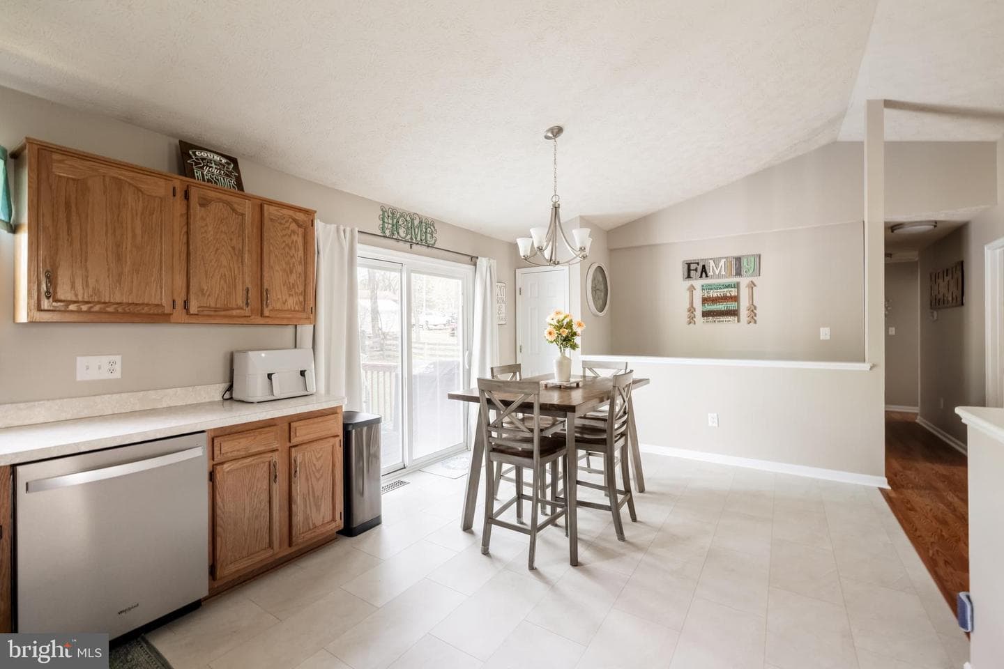 143 Club House Road photo 14