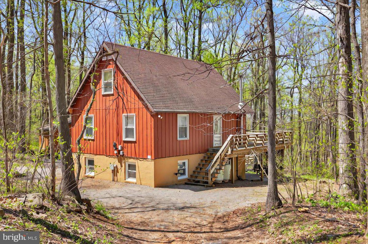 253 Tomahawk Way photo 2