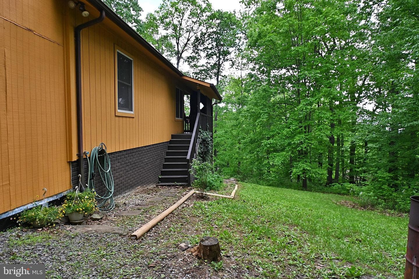 359 Old Linden Road photo 8