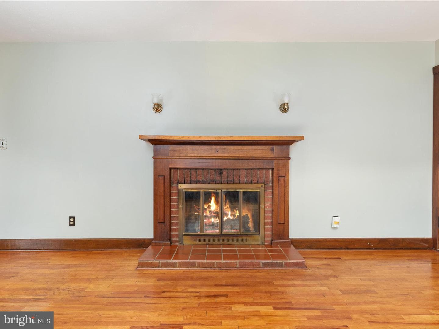 826 W 16th Street photo 12