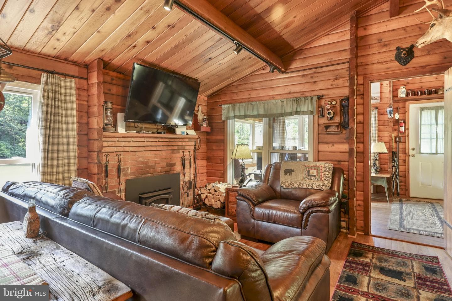 1263 Thompson Hollow Road photo 16