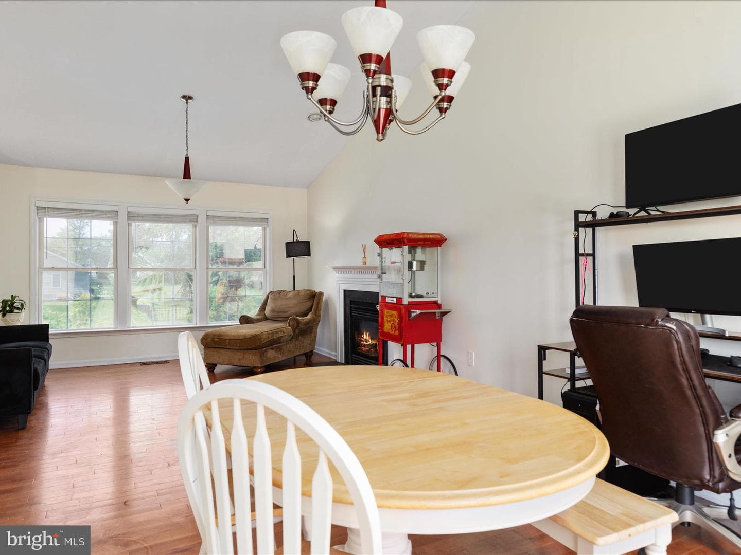 18 Barnett Drive photo 6