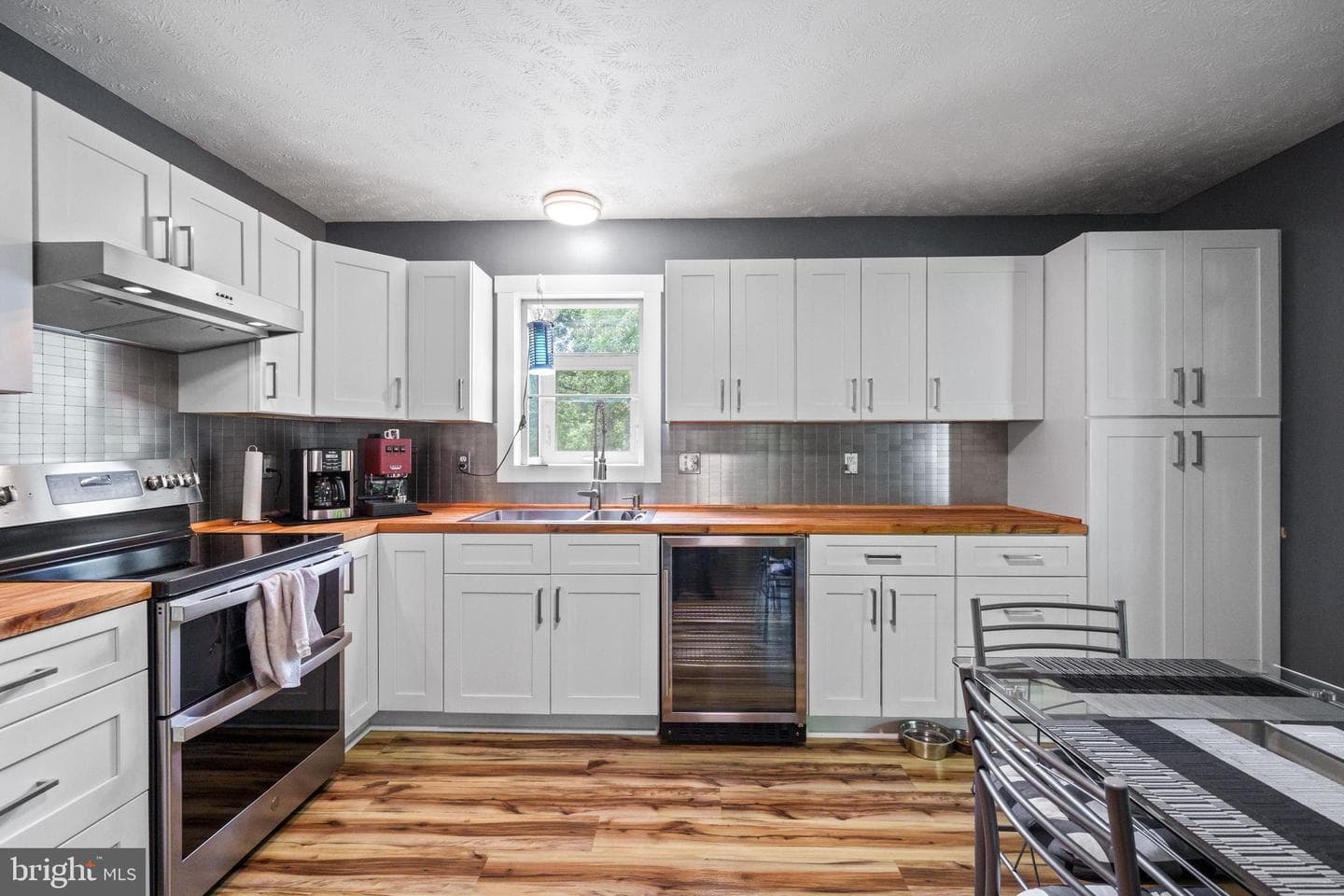 262 Blue Valley Road photo 8