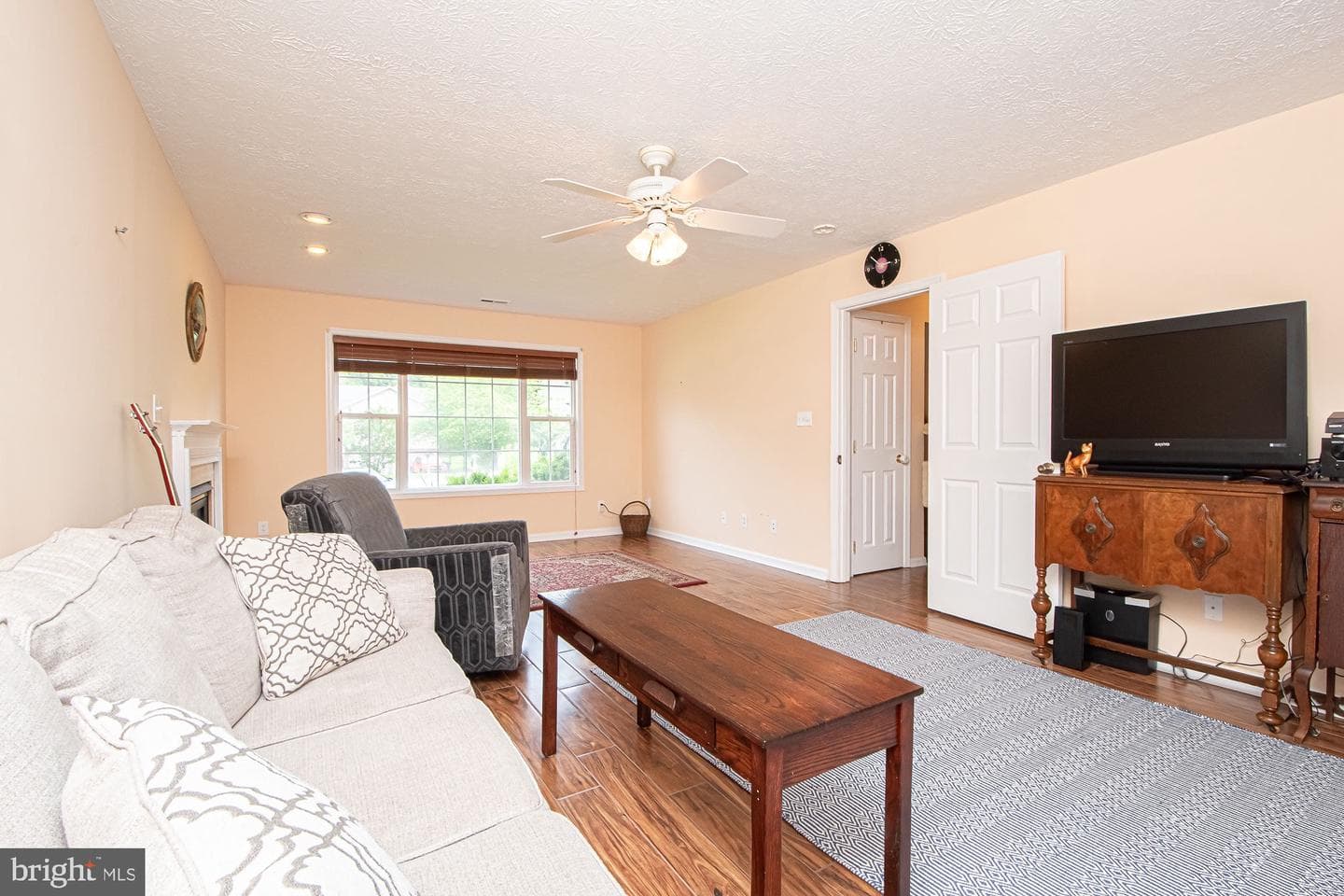 75 Westminster Drive photo 24