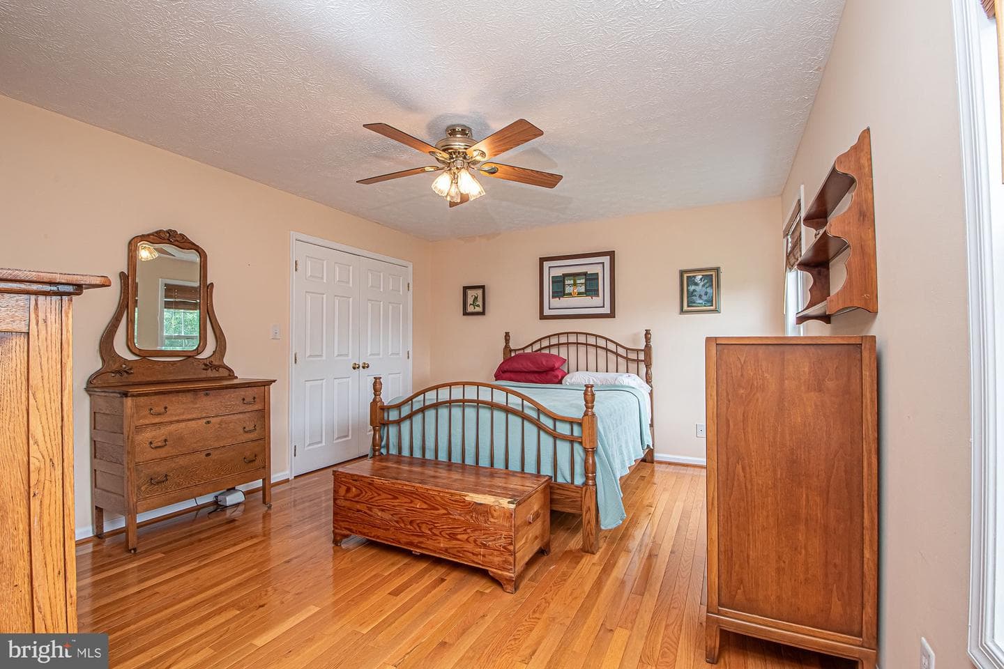 75 Westminster Drive photo 32