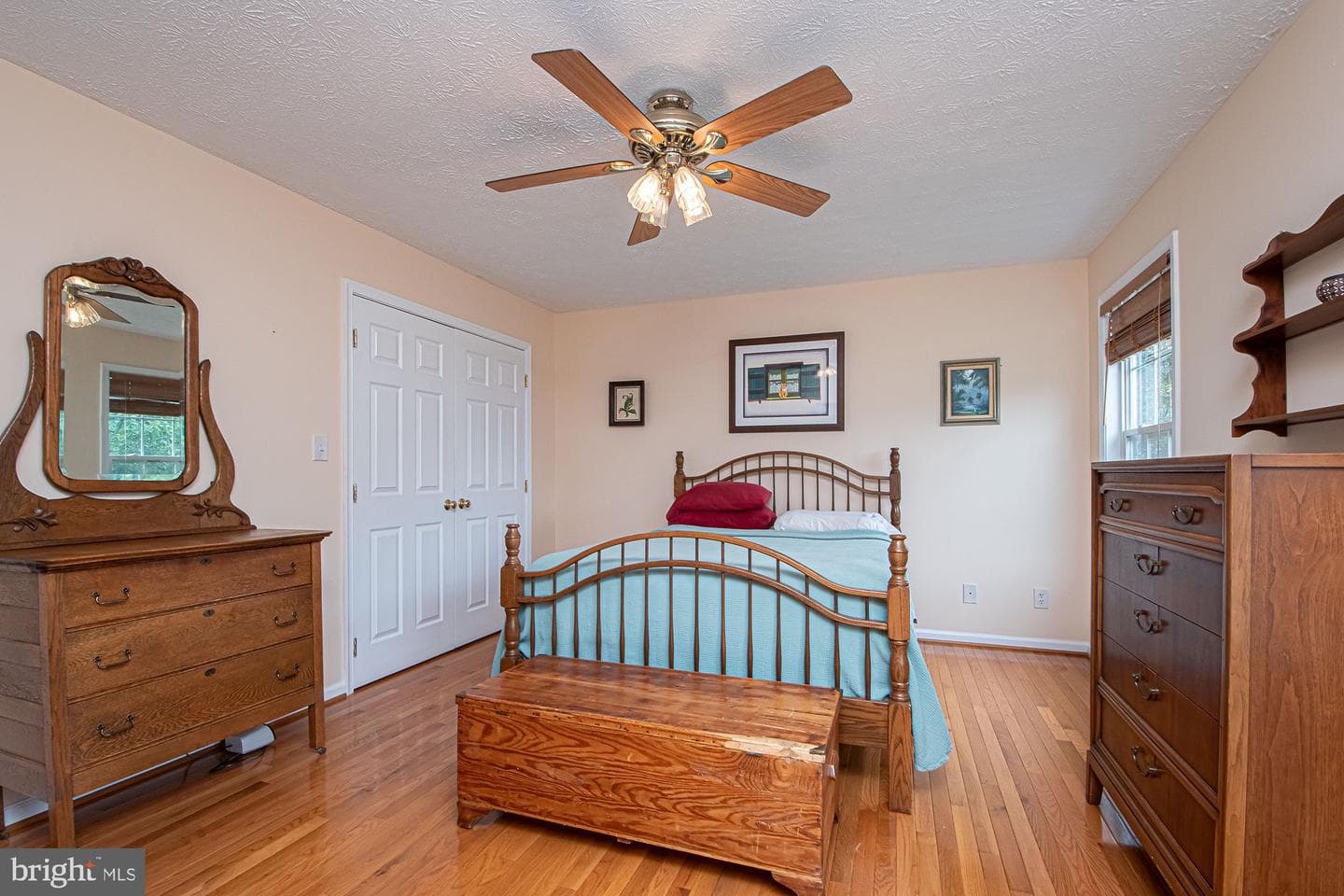 75 Westminster Drive photo 33