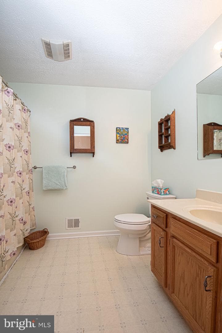 75 Westminster Drive photo 34