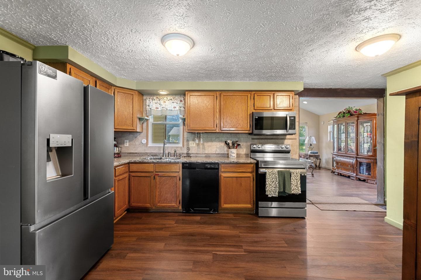 381 Youngs Drive photo 16