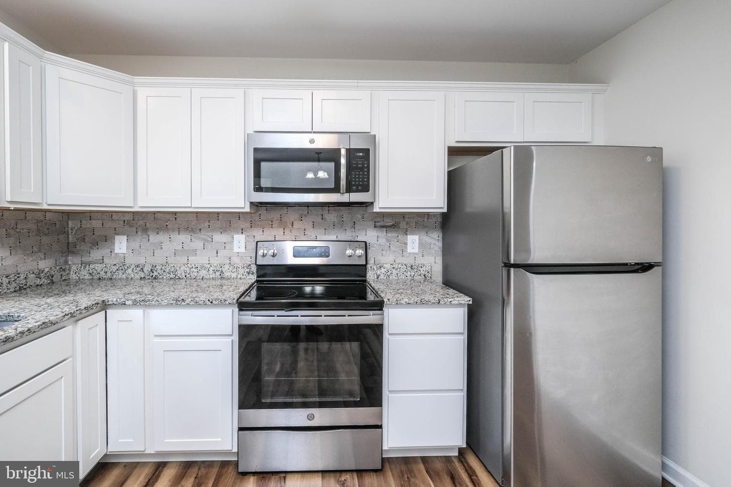 139 Steele Avenue photo 10