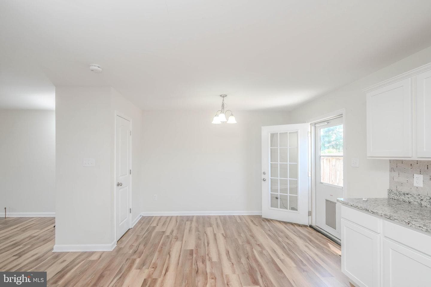 139 Steele Avenue photo 12