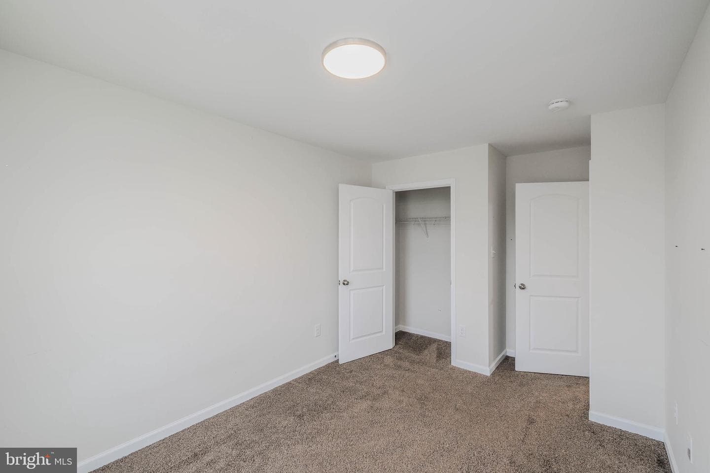 139 Steele Avenue photo 26