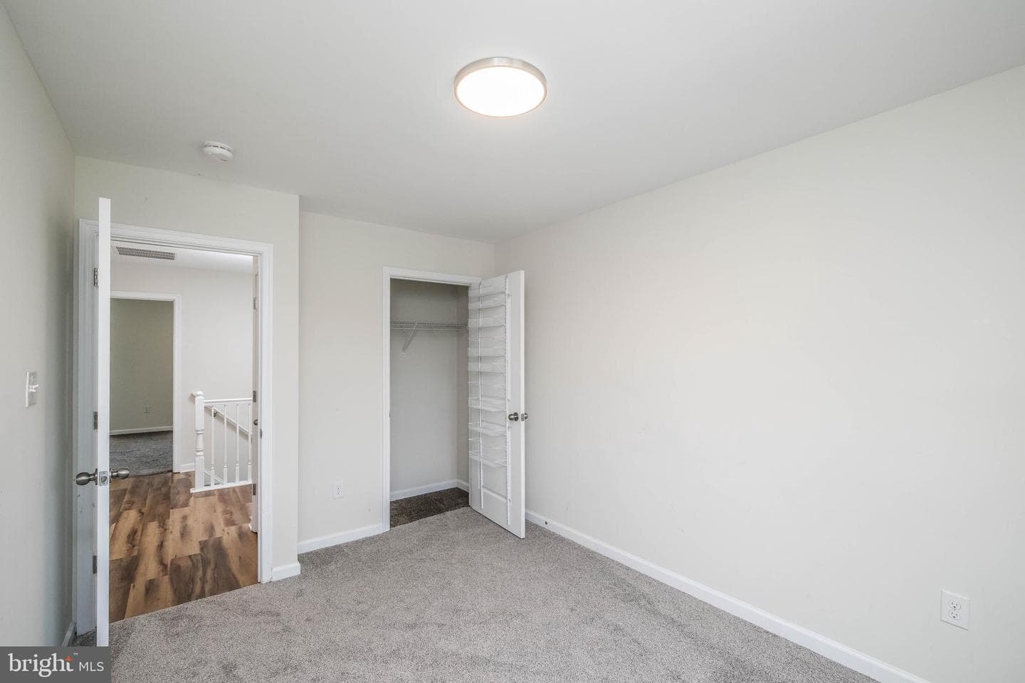 139 Steele Avenue photo 29