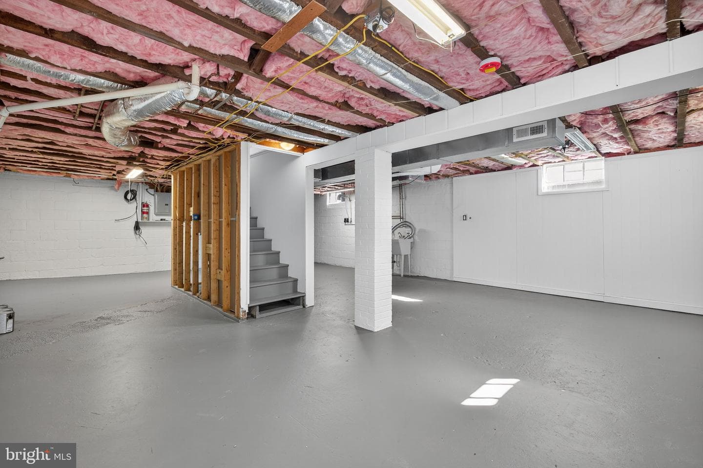 839 William Street photo 13