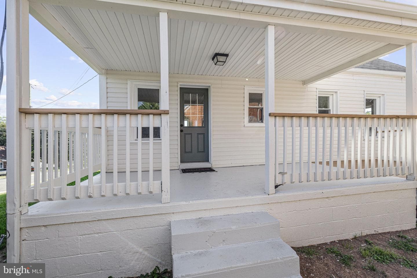 839 William Street photo 9
