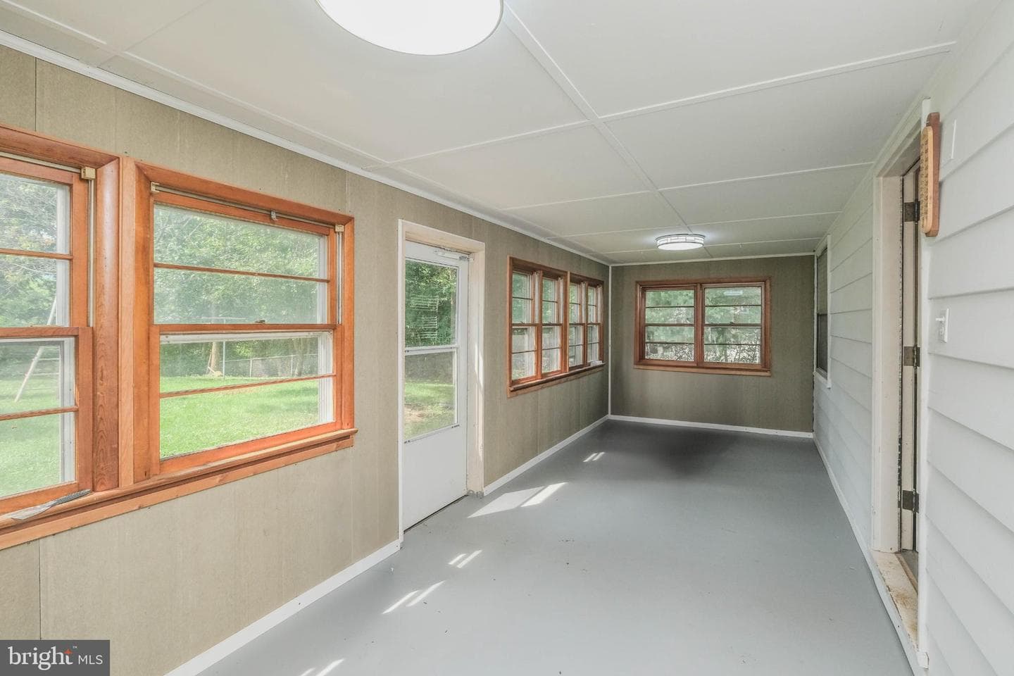 710 River Drive photo 35