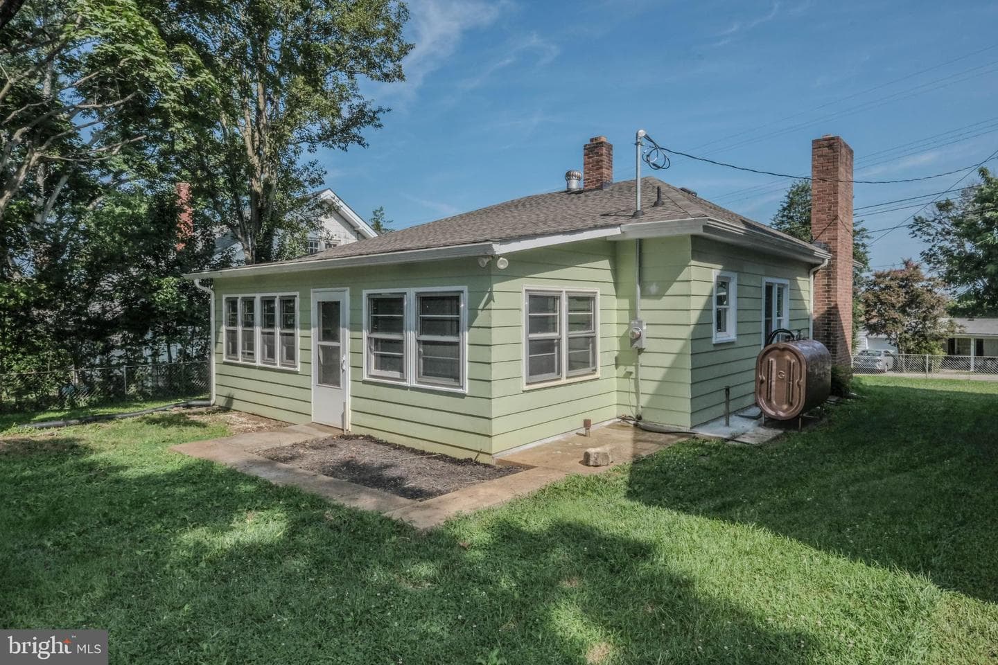 710 River Drive photo 5