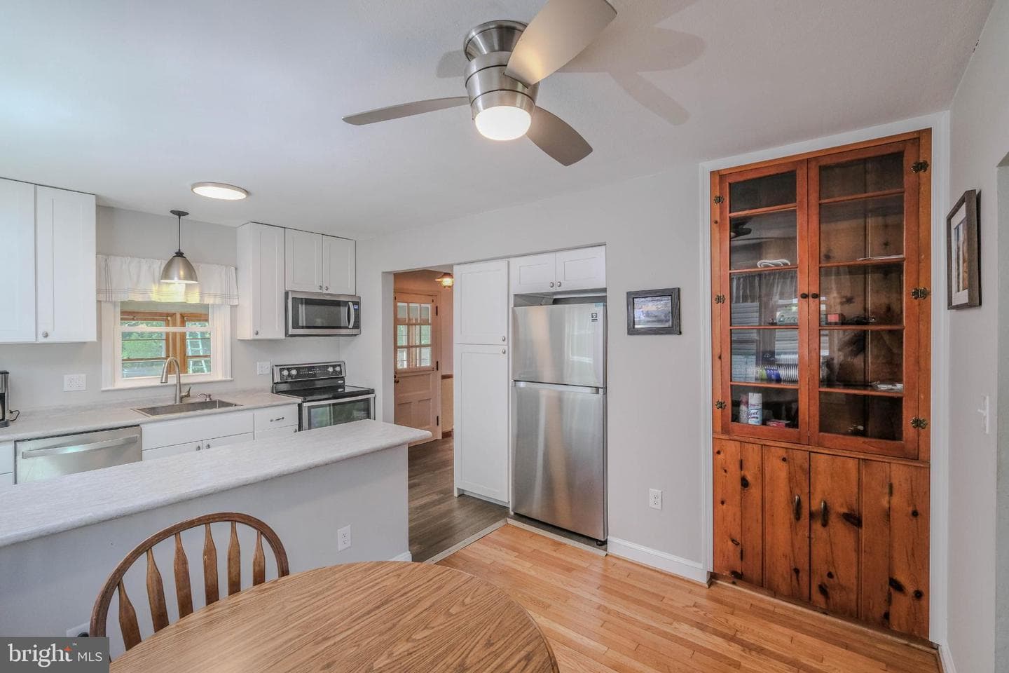 710 River Drive photo 9