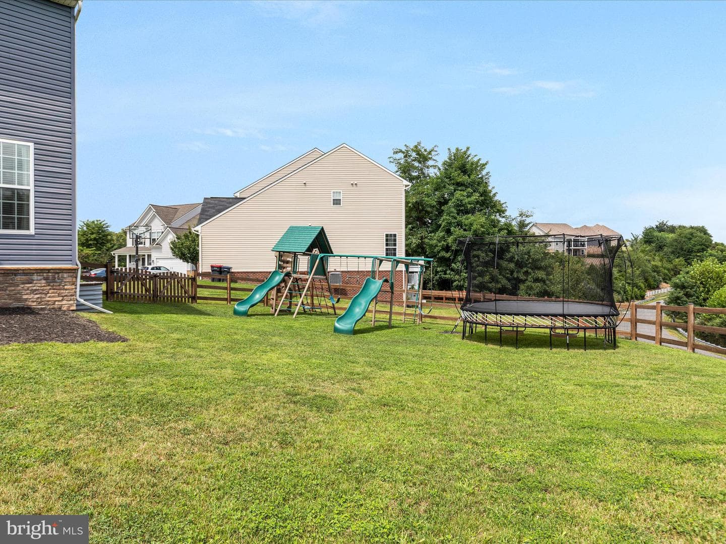 106 Divot Court photo 46